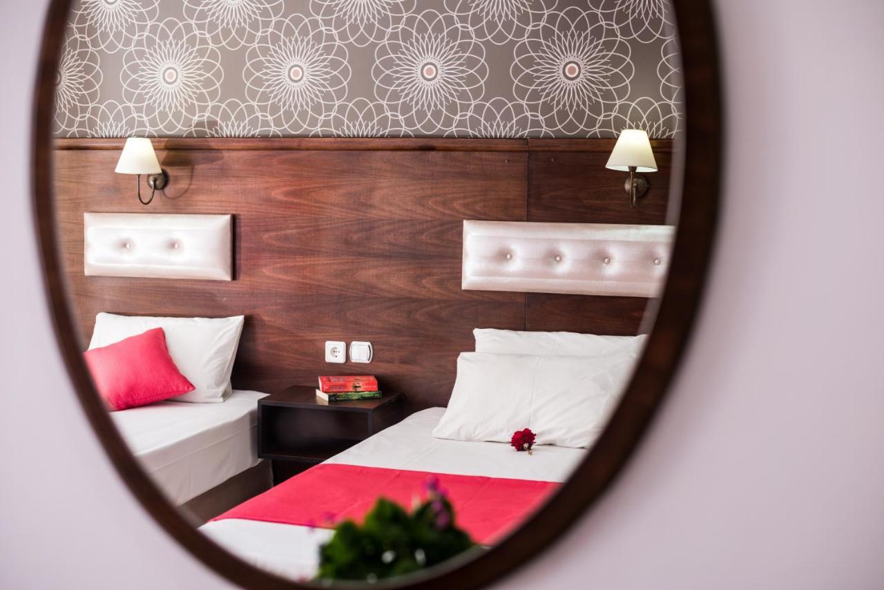Hotel Asterias Лименария Экстерьер фото