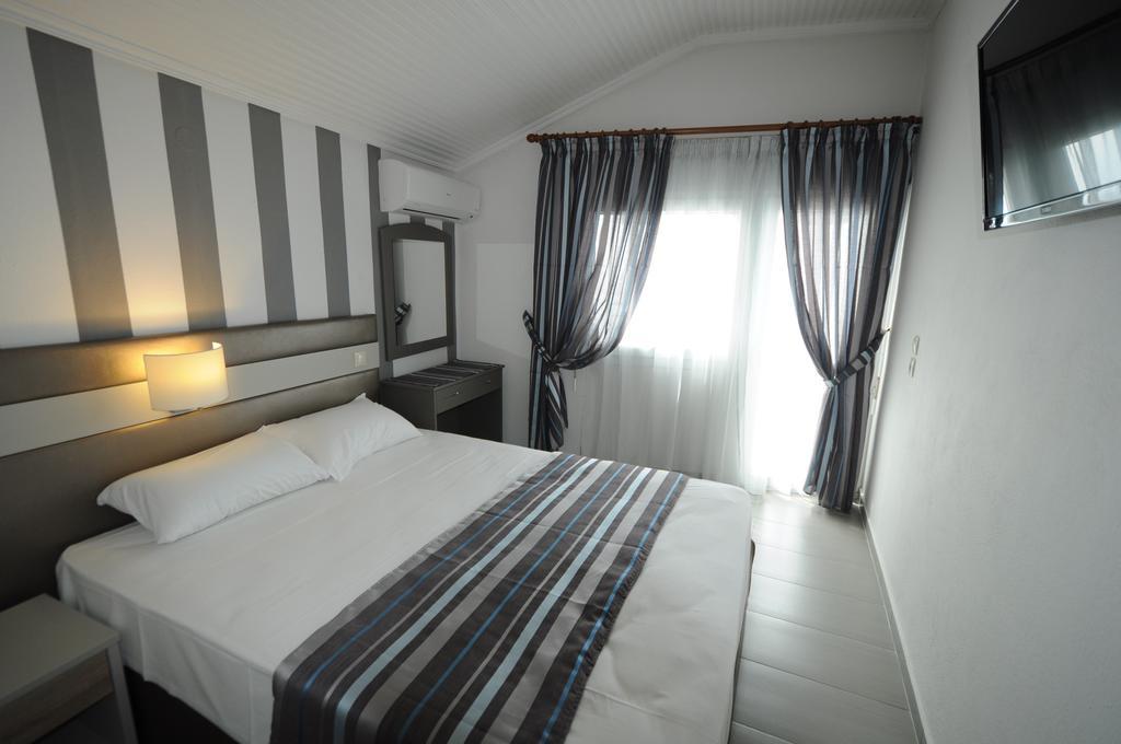 Hotel Asterias Лименария Номер фото