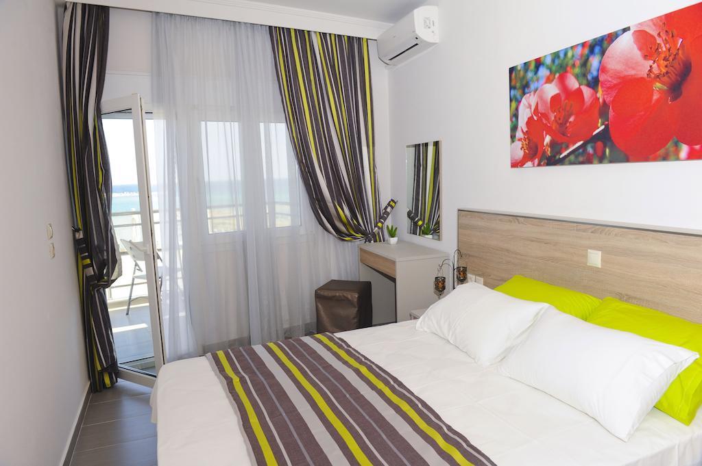 Hotel Asterias Лименария Номер фото
