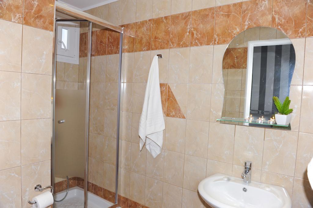 Hotel Asterias Лименария Номер фото